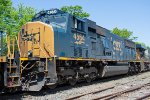 CSX 4564 is second out on M427